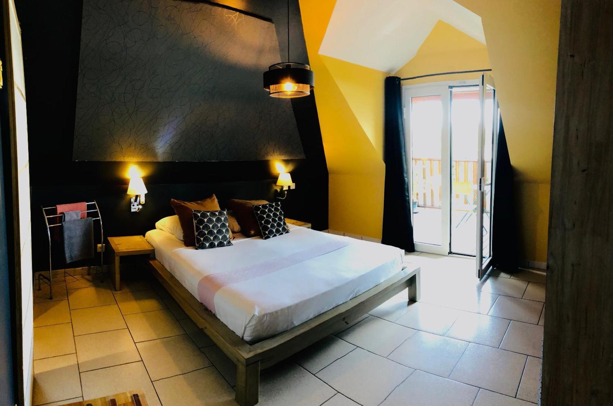 Hotel Les Bougainvilliers Saint-Gilles-les Bains Eksteriør billede