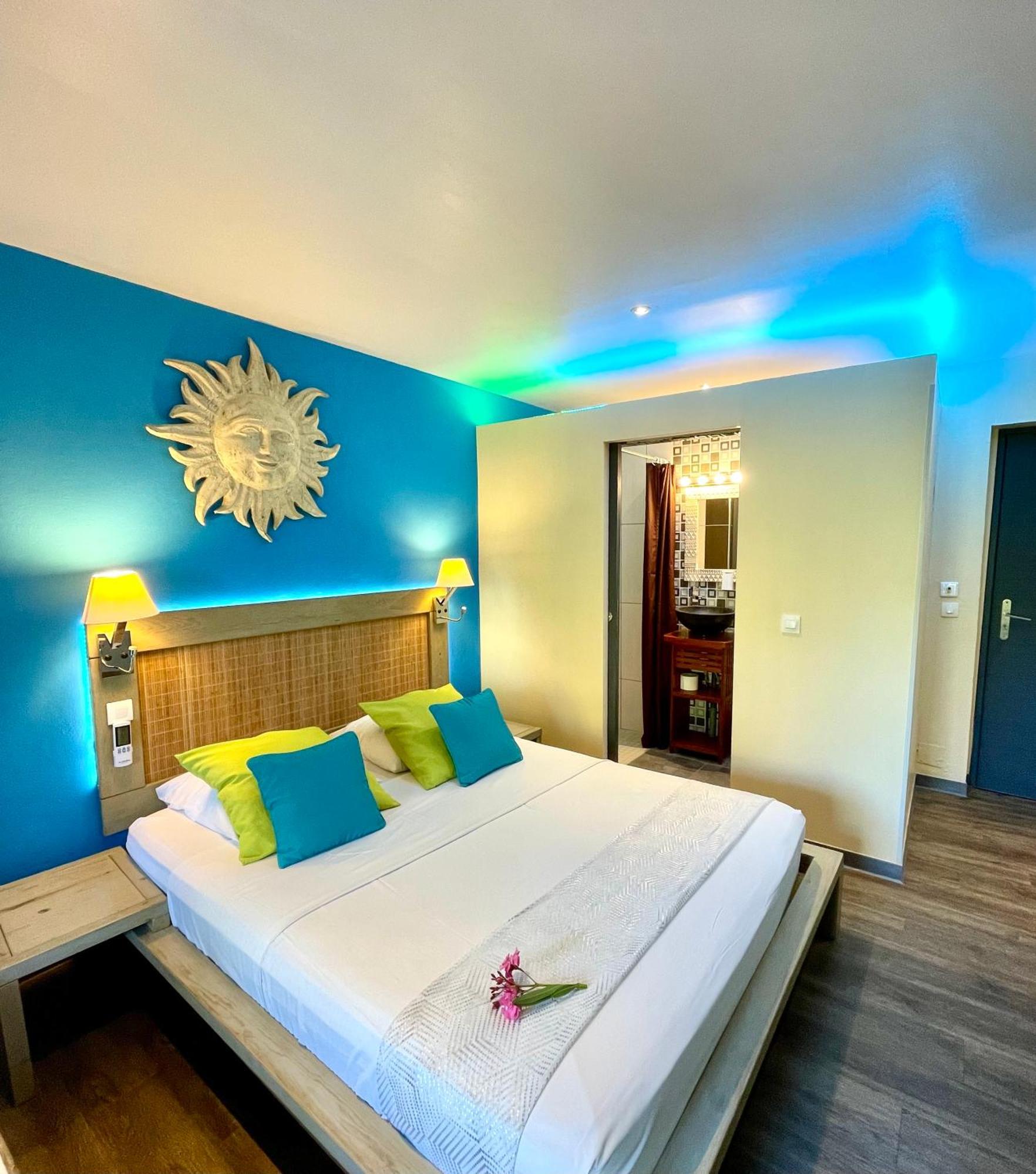 Hotel Les Bougainvilliers Saint-Gilles-les Bains Eksteriør billede
