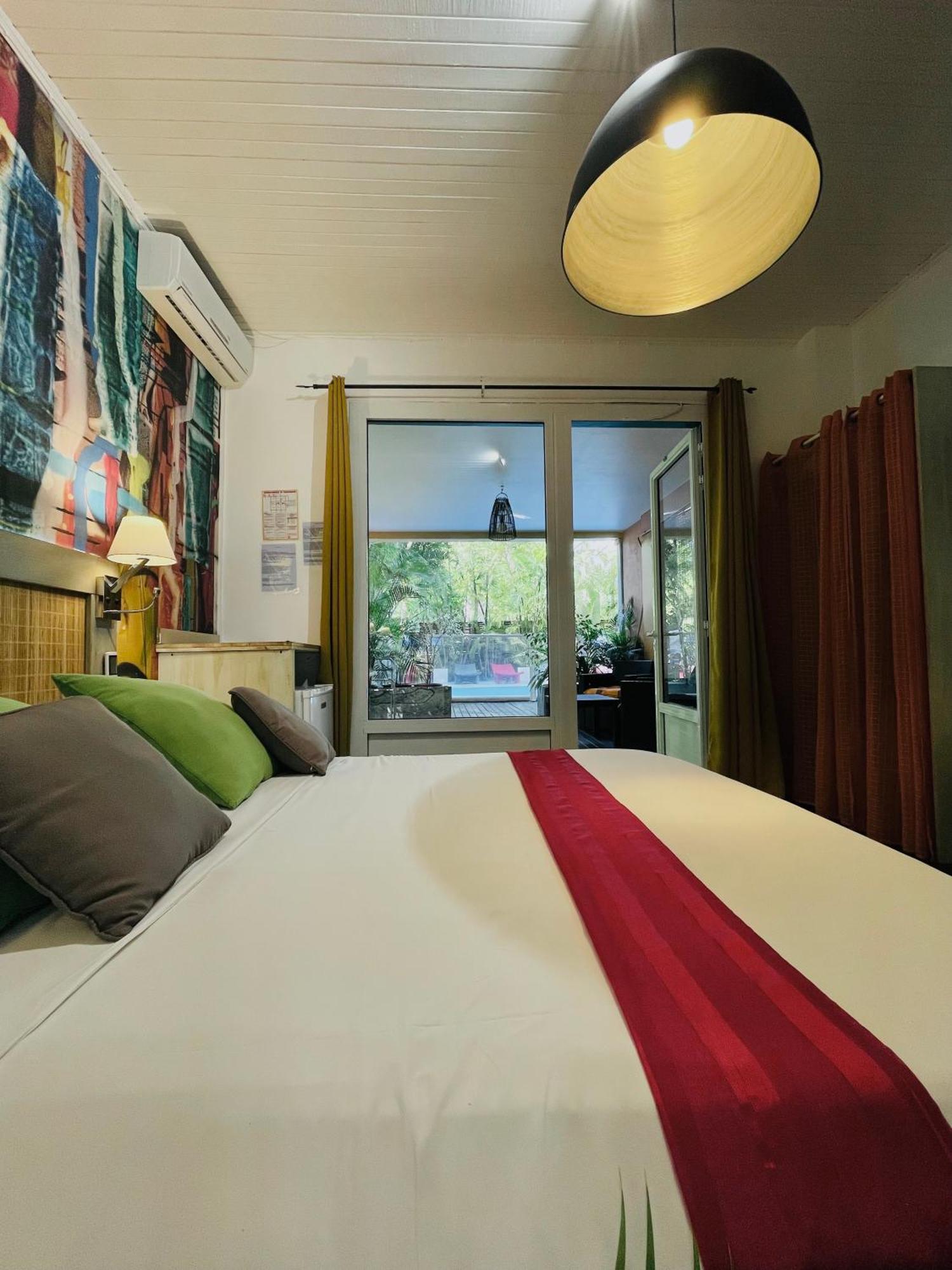 Hotel Les Bougainvilliers Saint-Gilles-les Bains Eksteriør billede