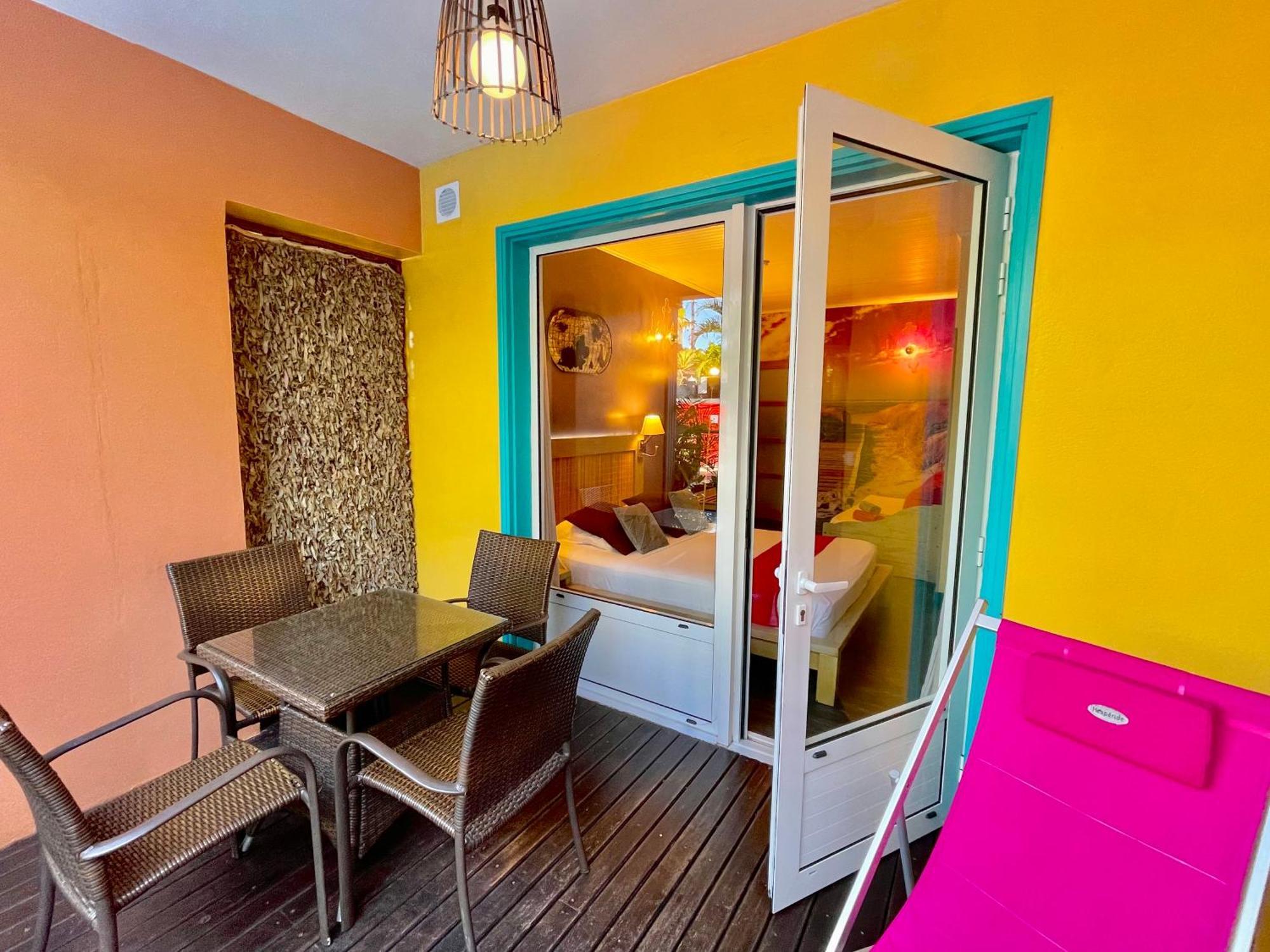 Hotel Les Bougainvilliers Saint-Gilles-les Bains Eksteriør billede